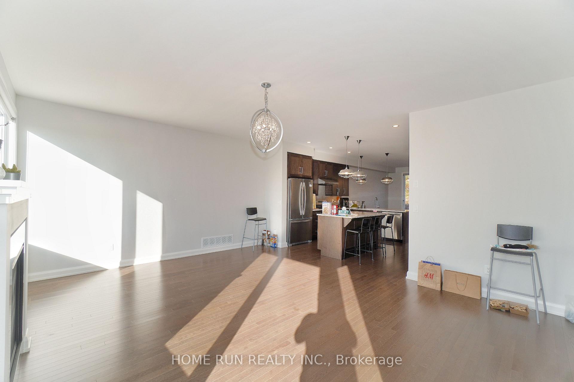 Photo 6 of 135 Boundstone Way, Ottawa, Kanata - Kanata Lakes/Heritage Hills — HOMEH