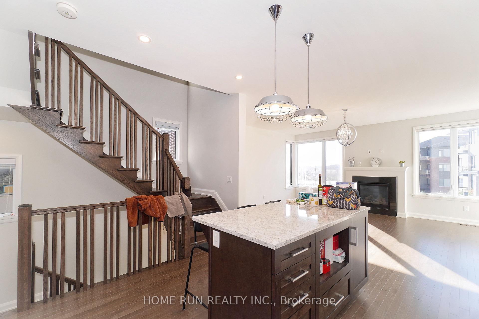 Photo 9 of 135 Boundstone Way, Ottawa, Kanata - Kanata Lakes/Heritage Hills — HOMEH