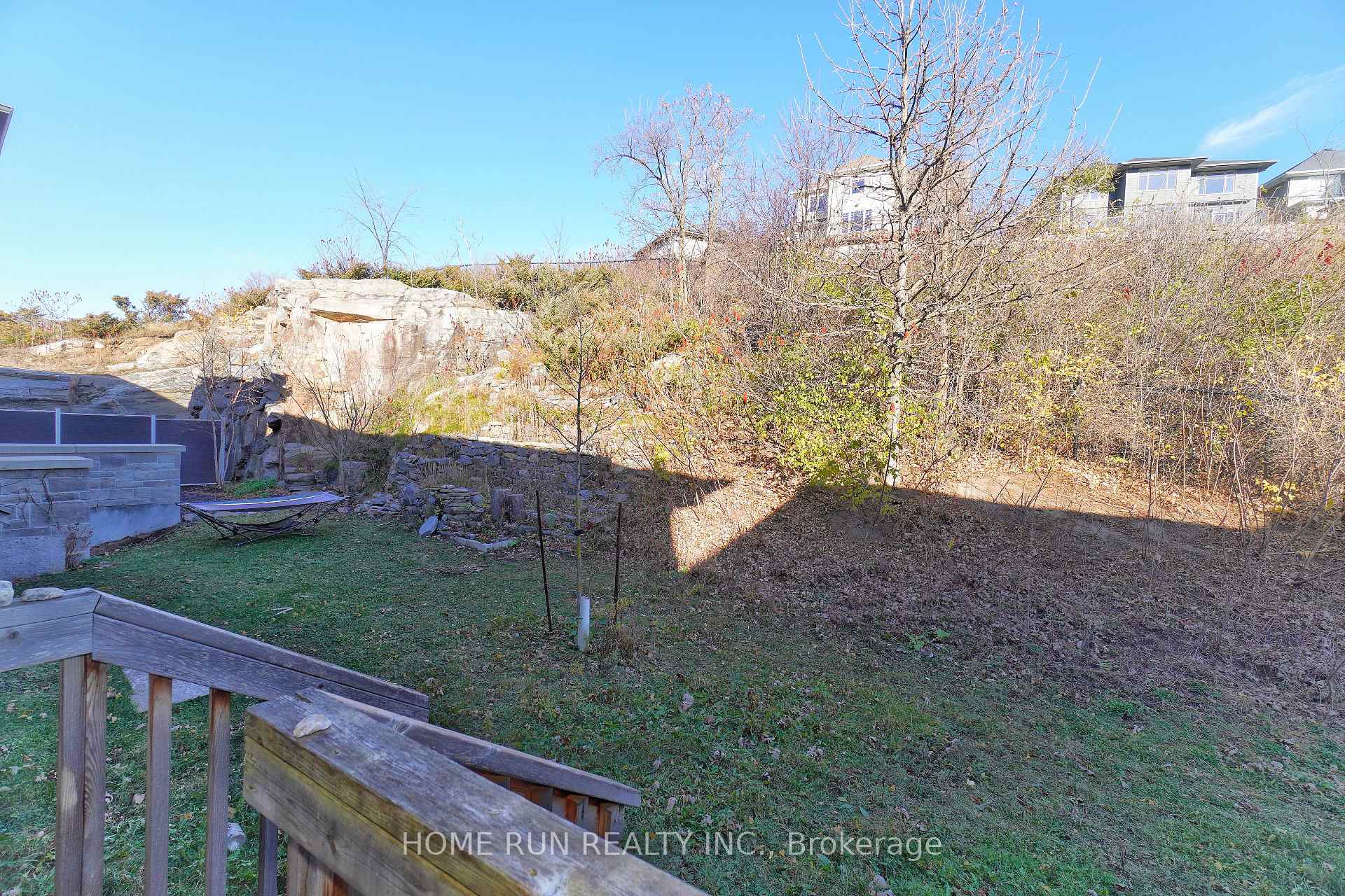 Photo 24 of 135 Boundstone Way, Ottawa, Kanata - Kanata Lakes/Heritage Hills — HOMEH