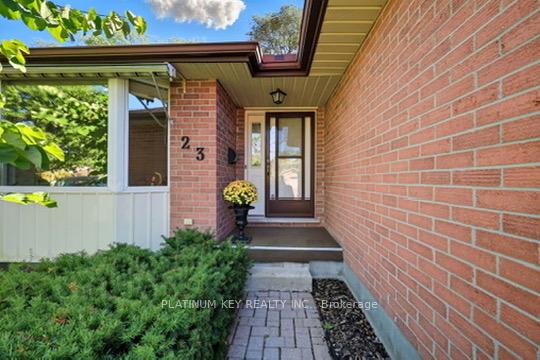 Photo 4 of 23 Lynngate Grove, London, South M — HOMEH