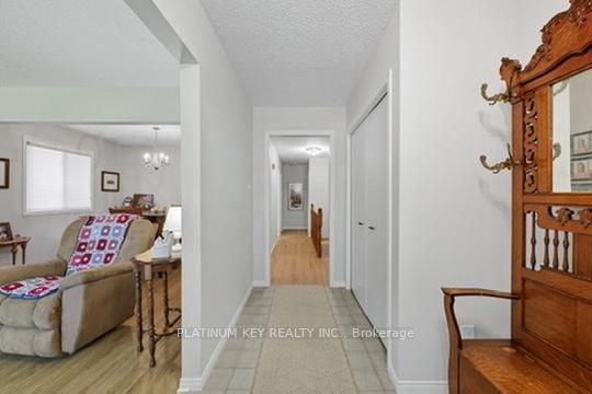 Photo 5 of 23 Lynngate Grove, London, South M — HOMEH