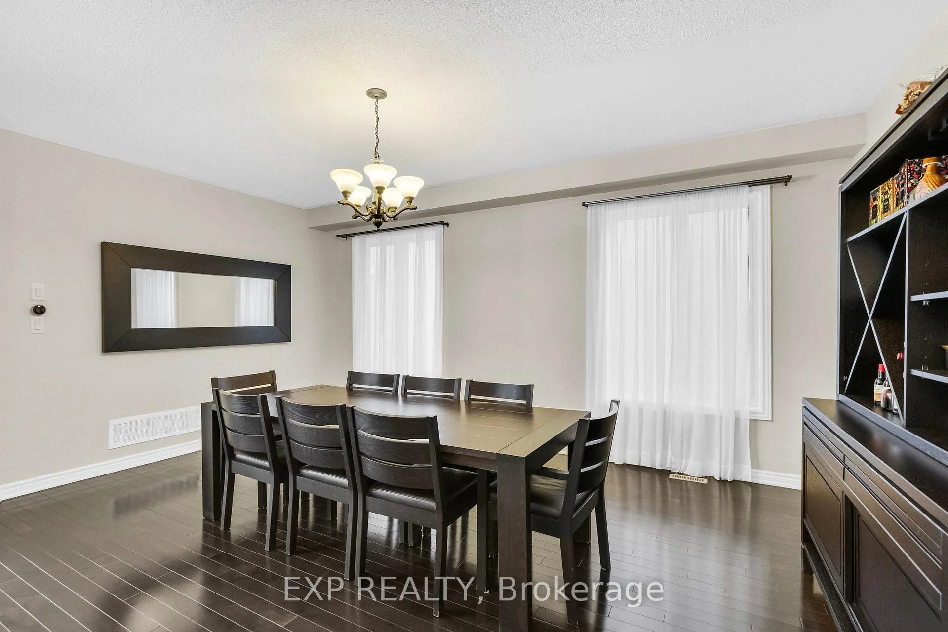 Photo 6 of 101 Smoothwater Terrace, Markham, Box Grove — HOMEH