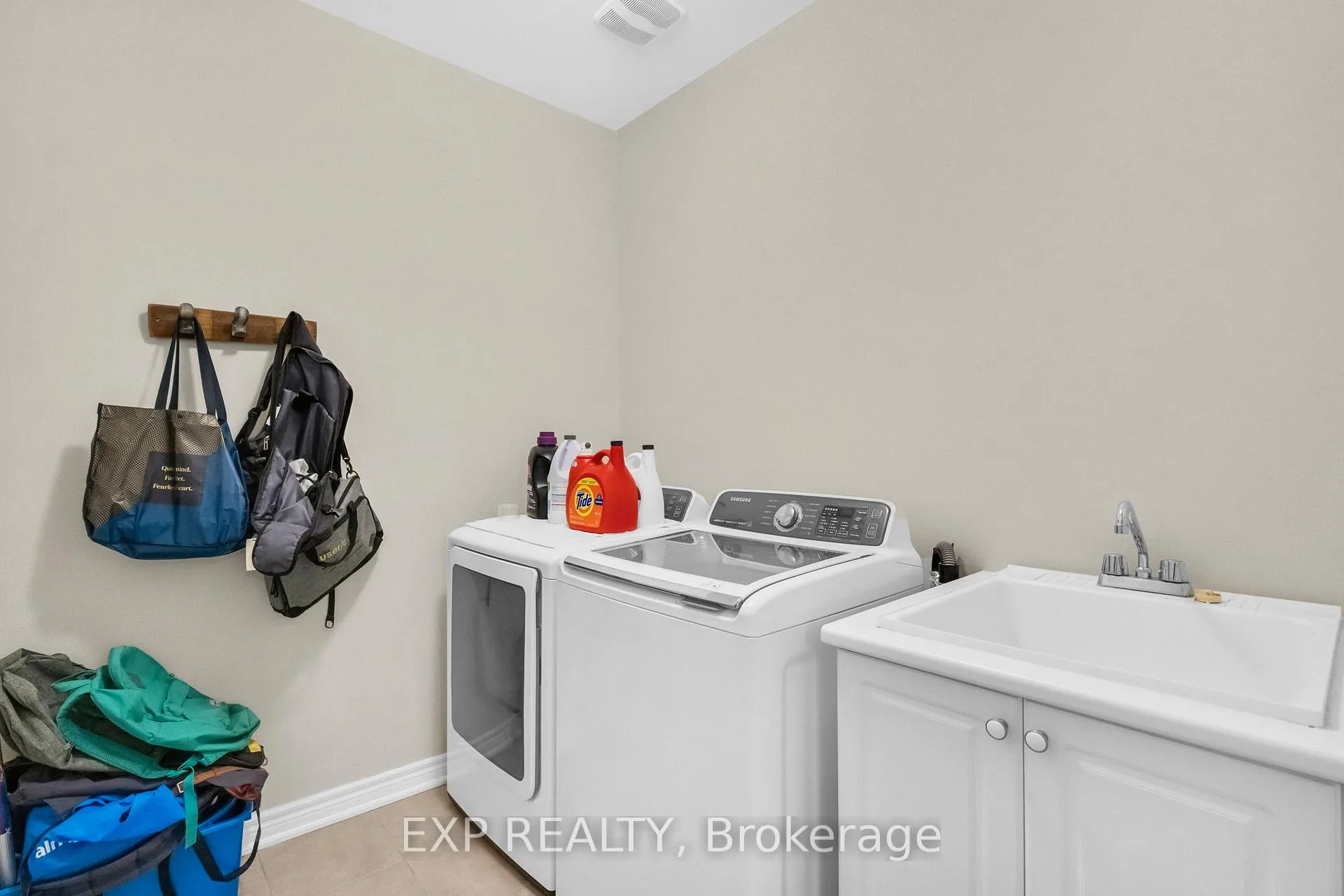 Photo 19 of 101 Smoothwater Terrace, Markham, Box Grove — HOMEH