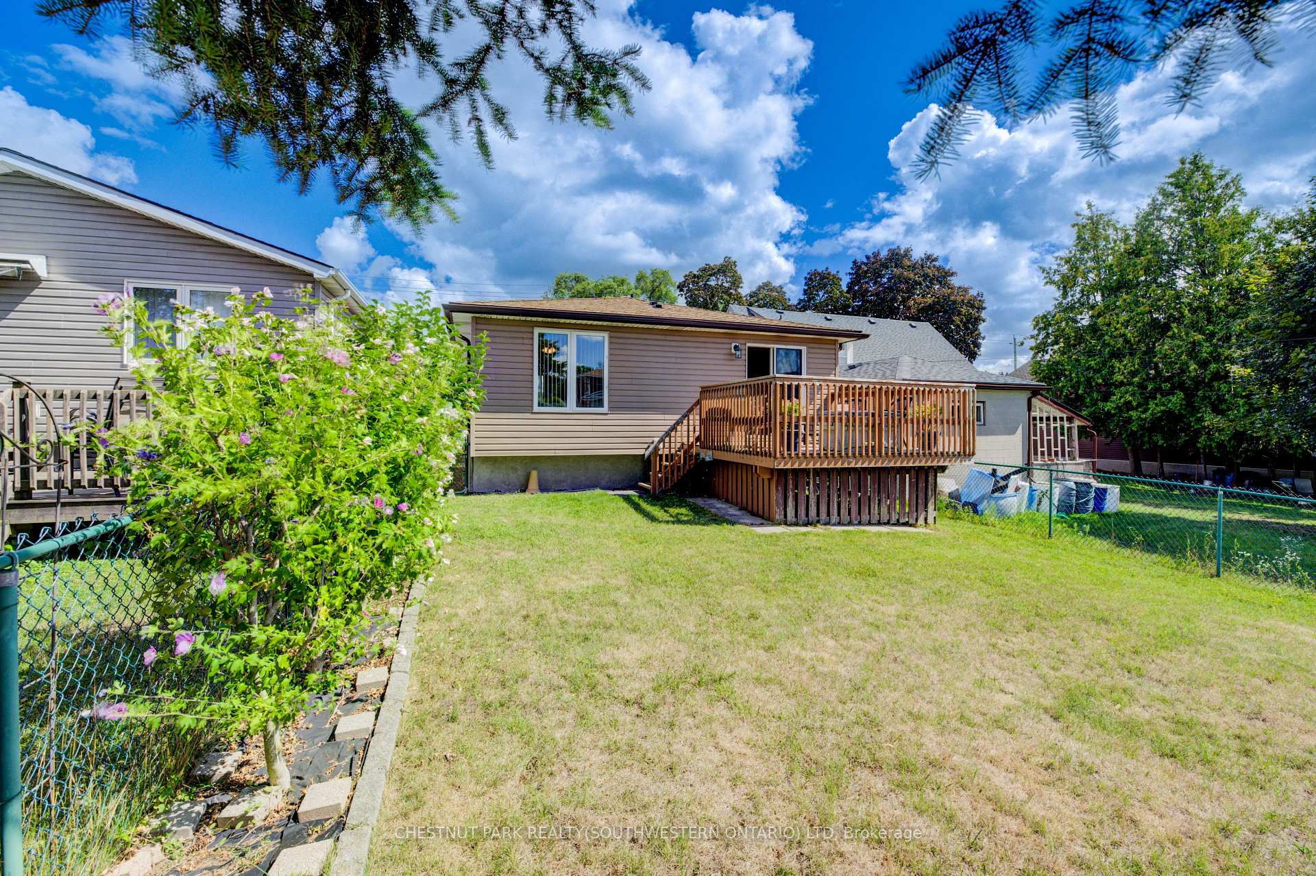 Photo 37 of 34 4th Avenue, Kitchener — HOMEH