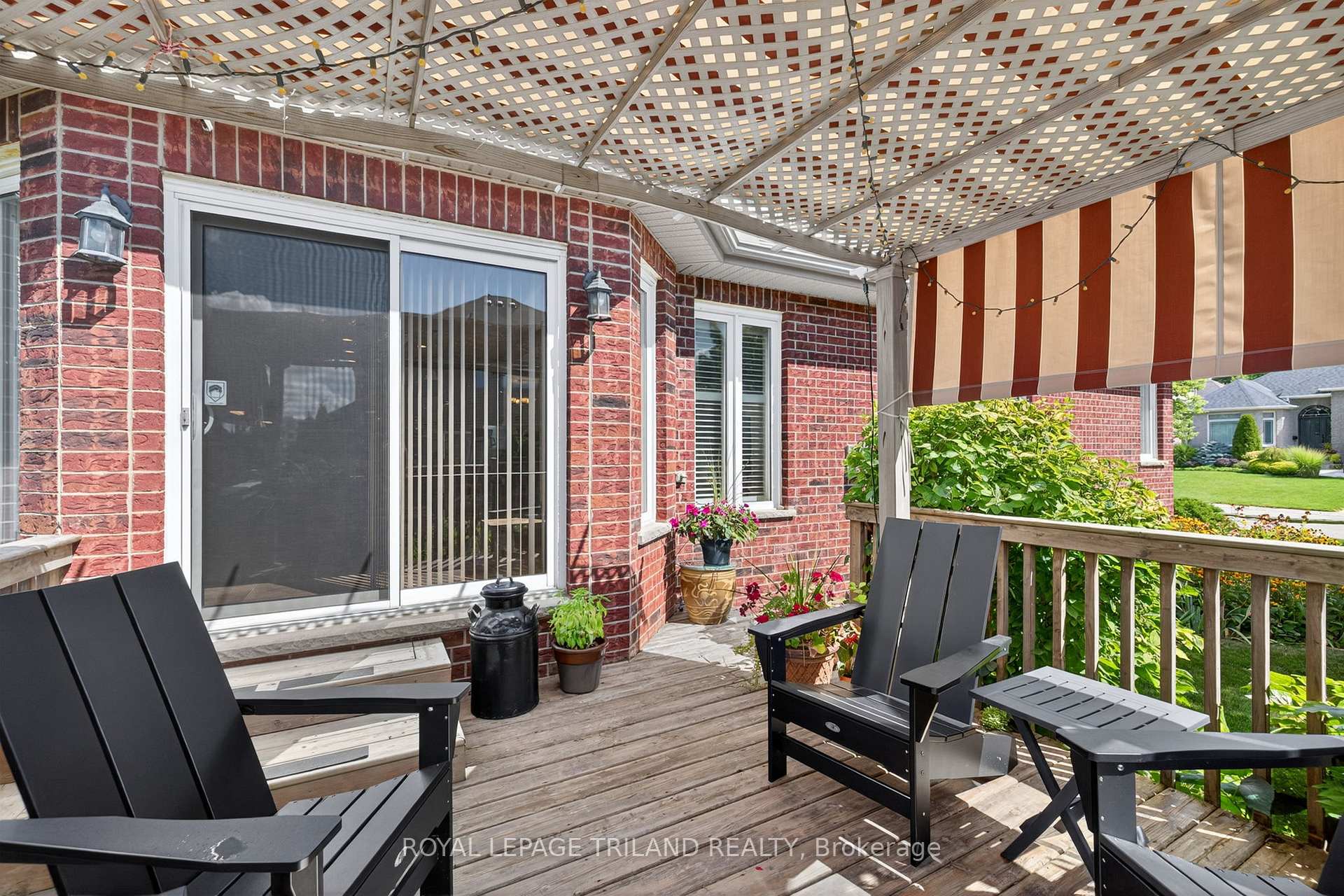 Photo 50 of 908 Collins Drive, London, South L — HOMEH