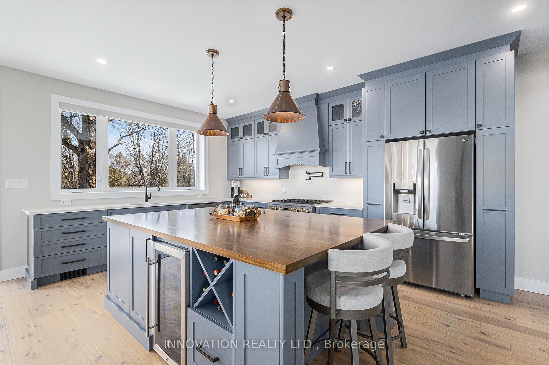 Photo 10 of 1048 Boucher Crescent, Ottawa, Manotick South to Roger Stevens — HOMEH