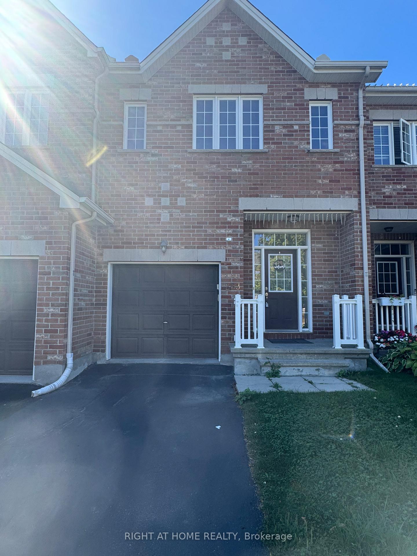 Photo 1 of 253 Waymark Crescent, Ottawa, Kanata - Bridlewood — HOMEH