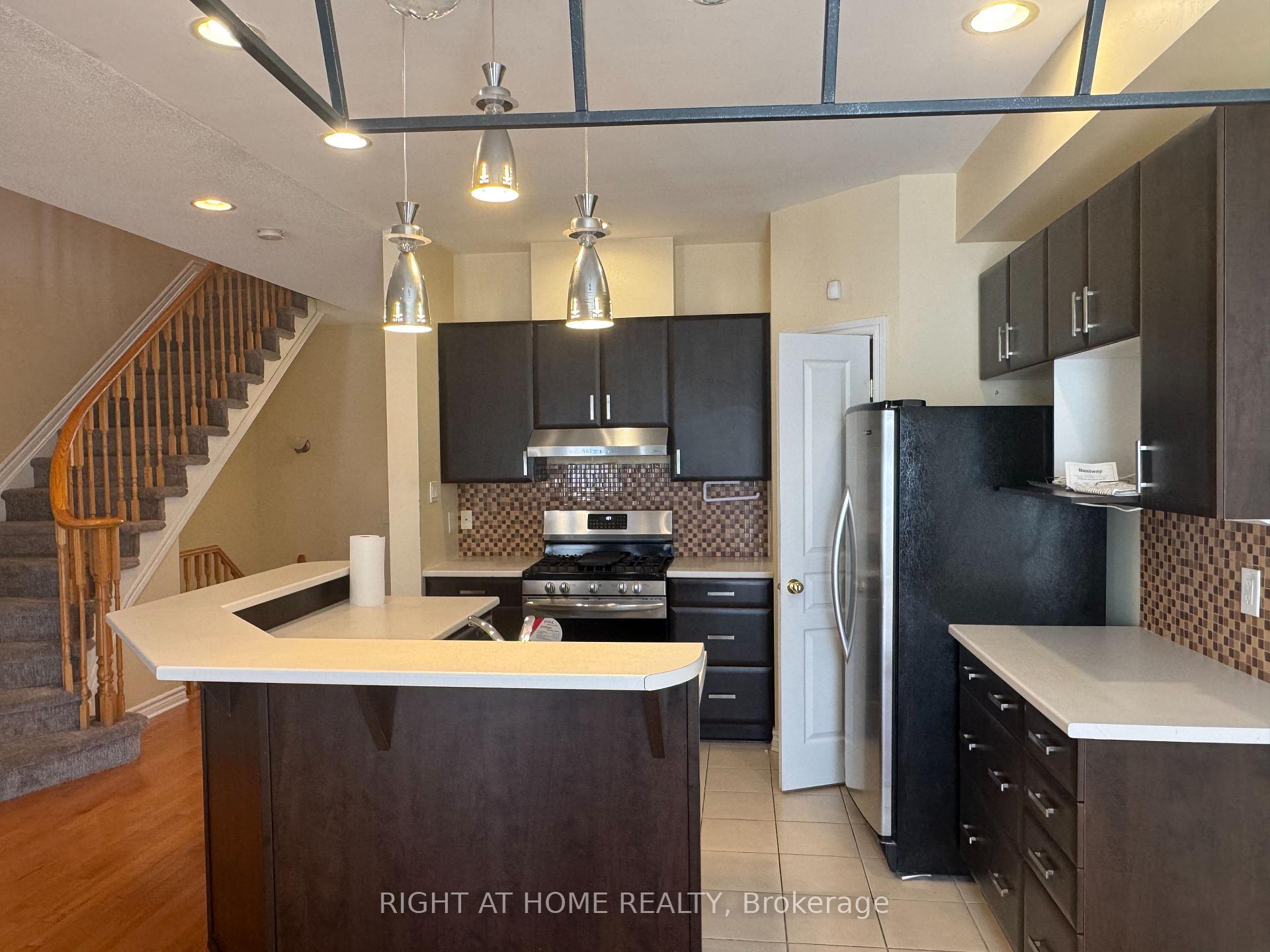 Photo 11 of 253 Waymark Crescent, Ottawa, Kanata - Bridlewood — HOMEH