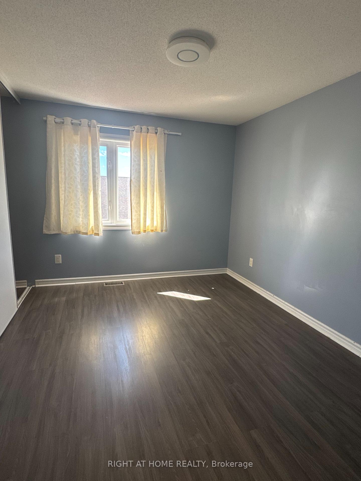 Photo 25 of 253 Waymark Crescent, Ottawa, Kanata - Bridlewood — HOMEH