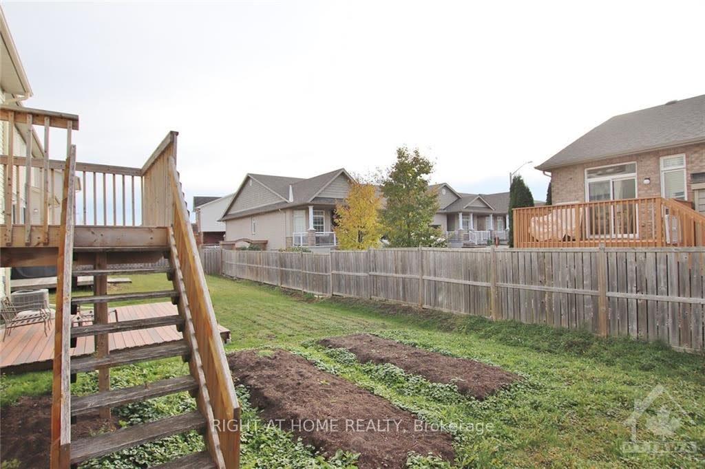 Photo 28 of 253 Waymark Crescent, Ottawa, Kanata - Bridlewood — HOMEH