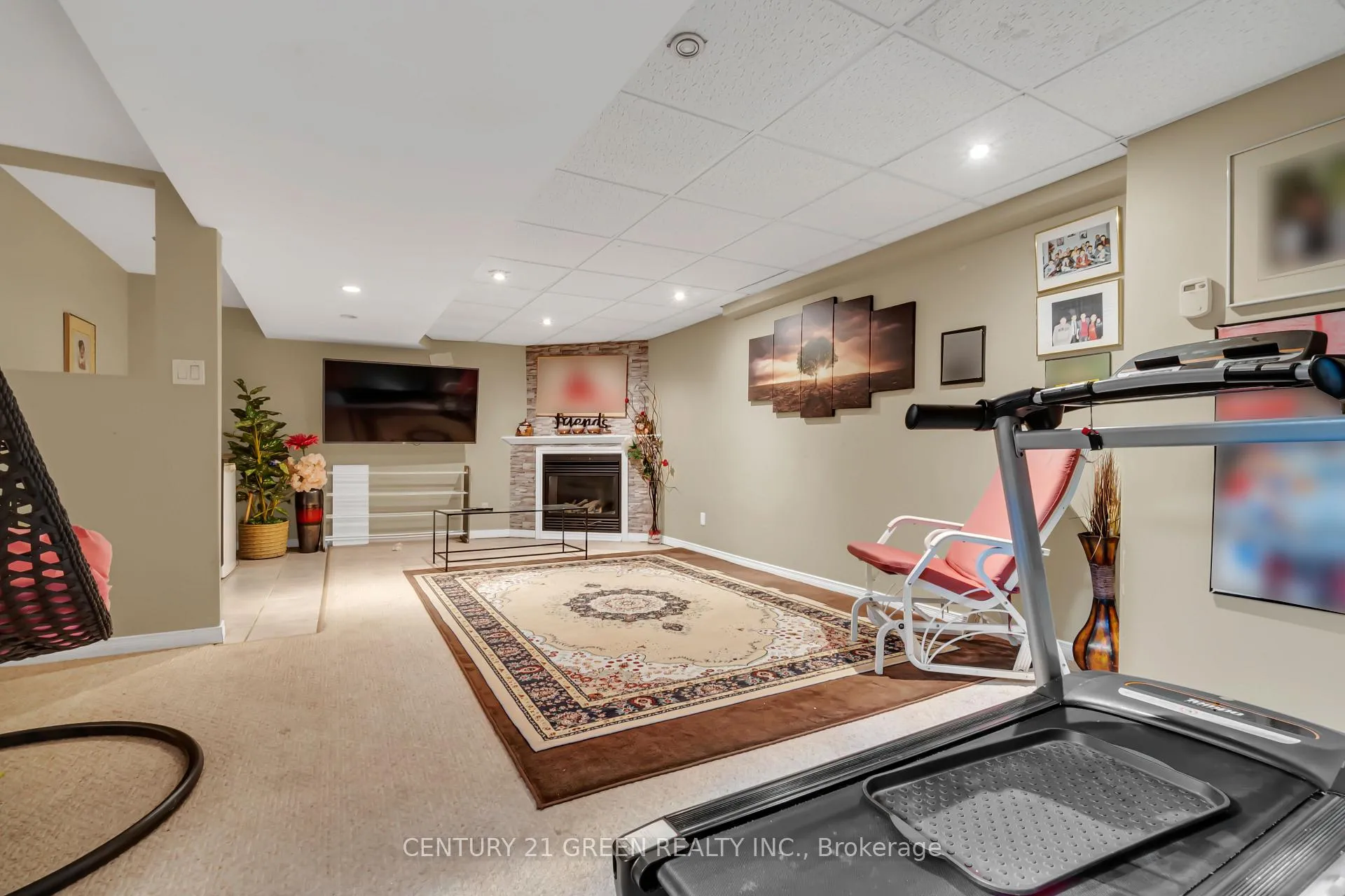 Photo 28 of 126 Carlyle Drive, London, East I — HOMEH
