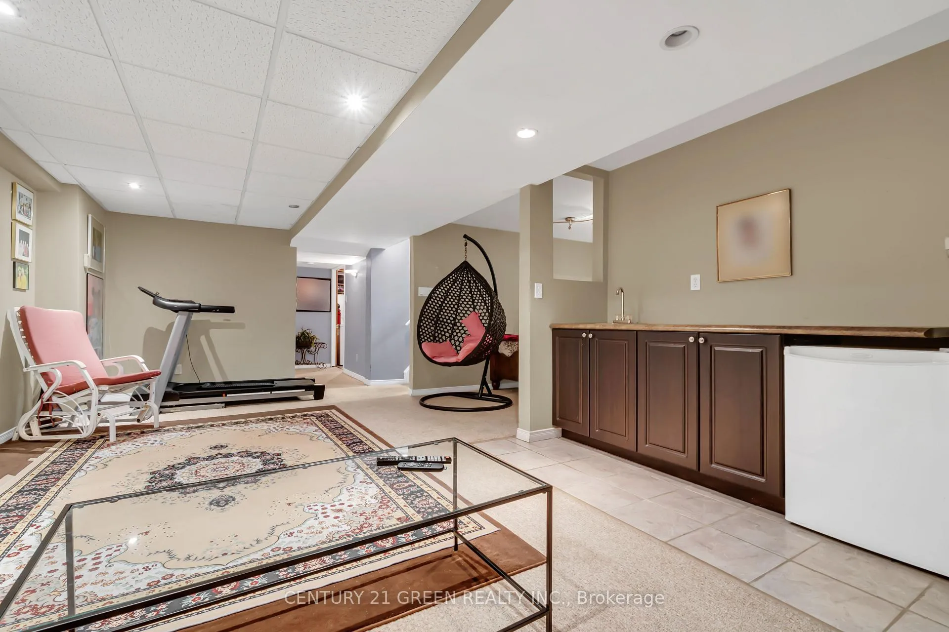 Photo 29 of 126 Carlyle Drive, London, East I — HOMEH
