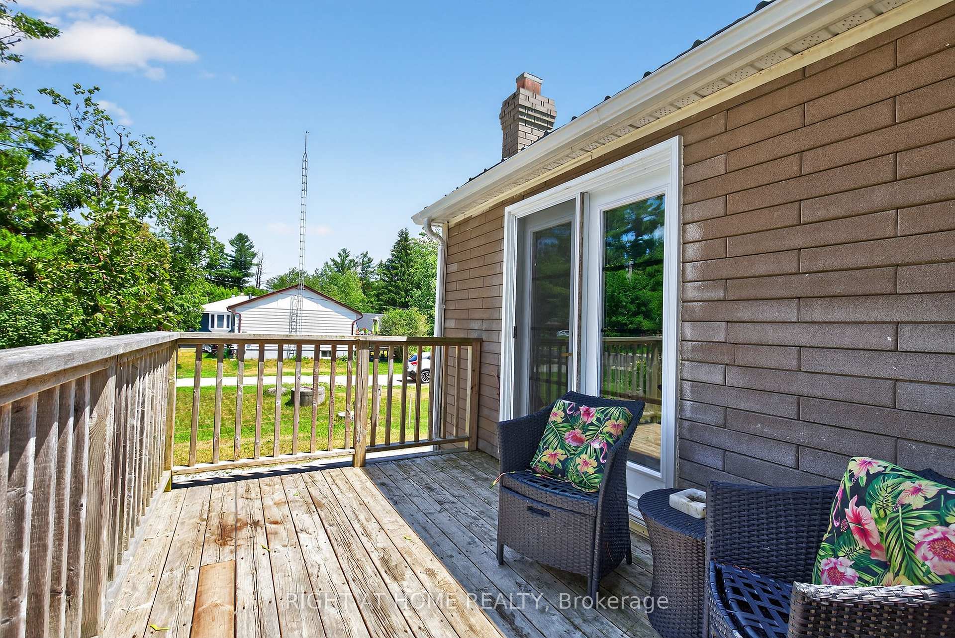 Photo 6 of 735 Pinegrove Avenue, Innisfil, Alcona — HOMEH