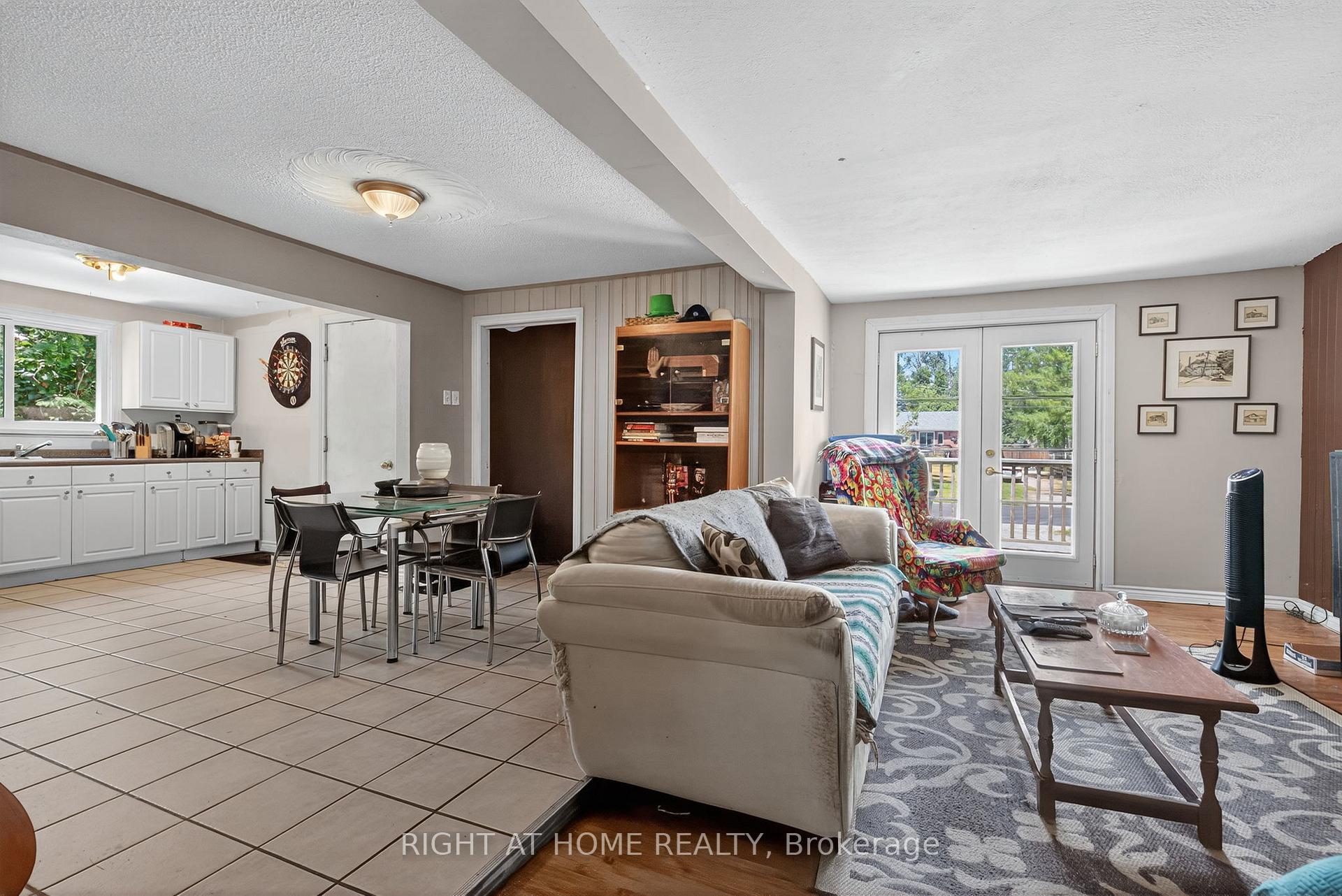 Photo 10 of 735 Pinegrove Avenue, Innisfil, Alcona — HOMEH