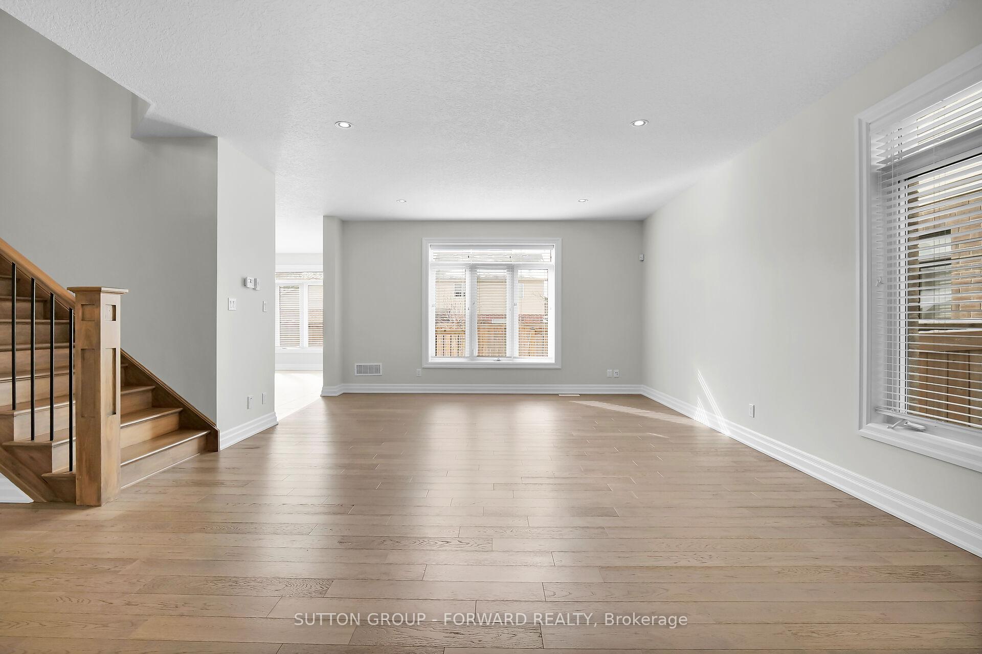 Photo 4 of 855 Rollingacres Place, London, North C — HOMEH