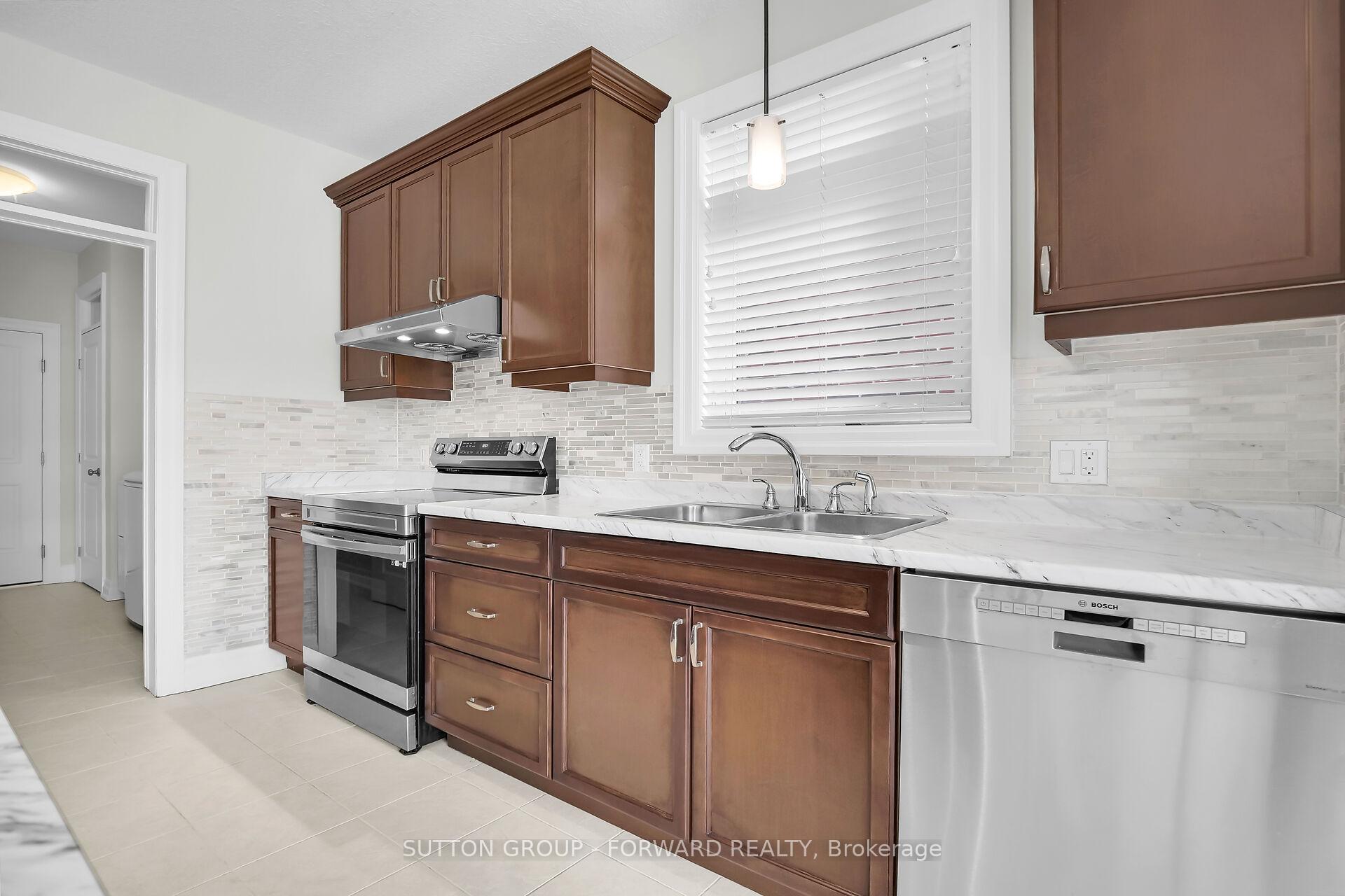 Photo 9 of 855 Rollingacres Place, London, North C — HOMEH