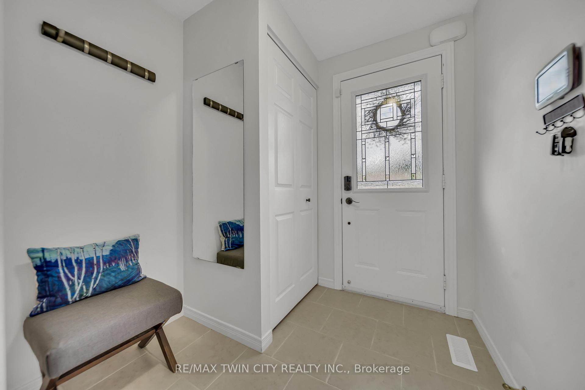Photo 13 of 477 Strasburg Road, Kitchener — HOMEH