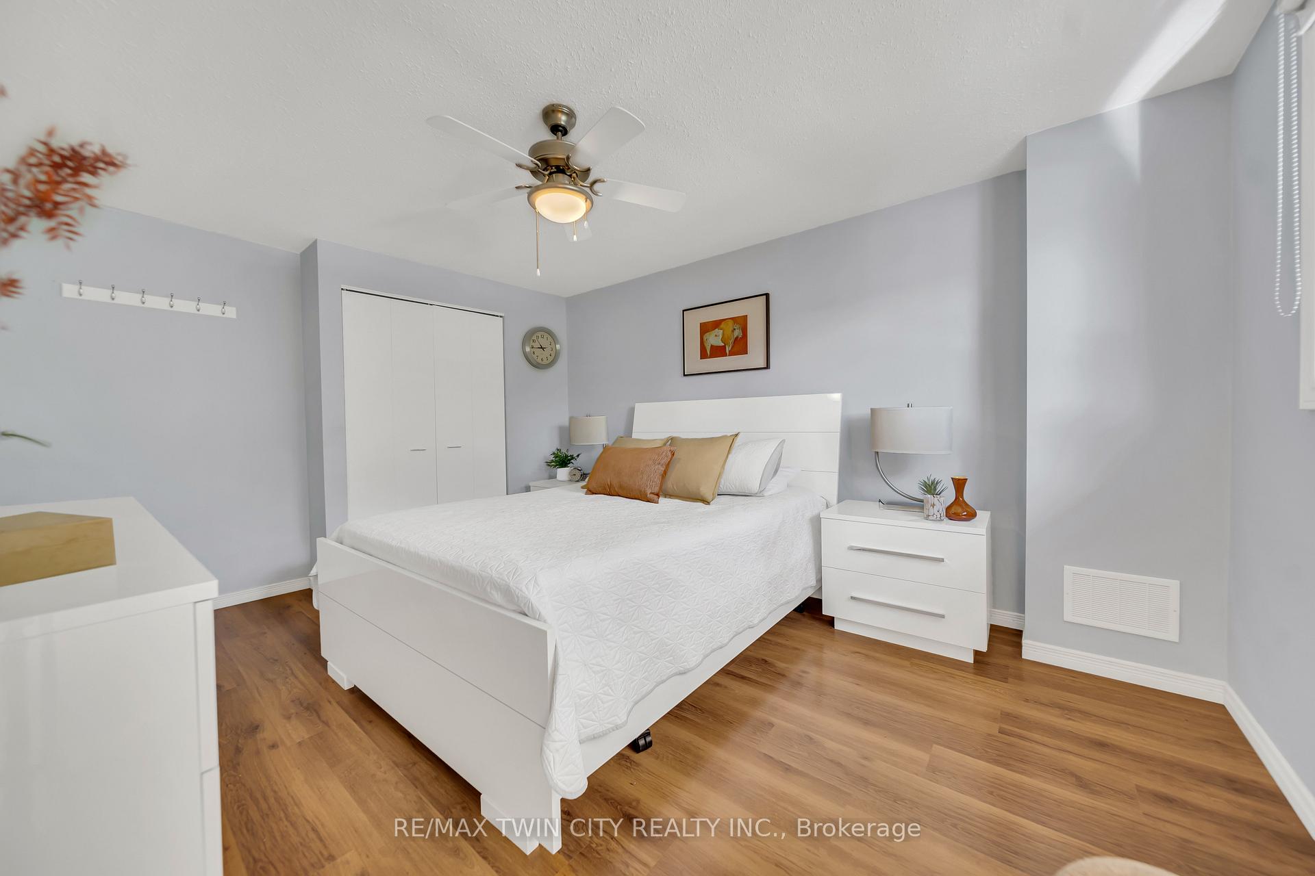Photo 17 of 477 Strasburg Road, Kitchener — HOMEH