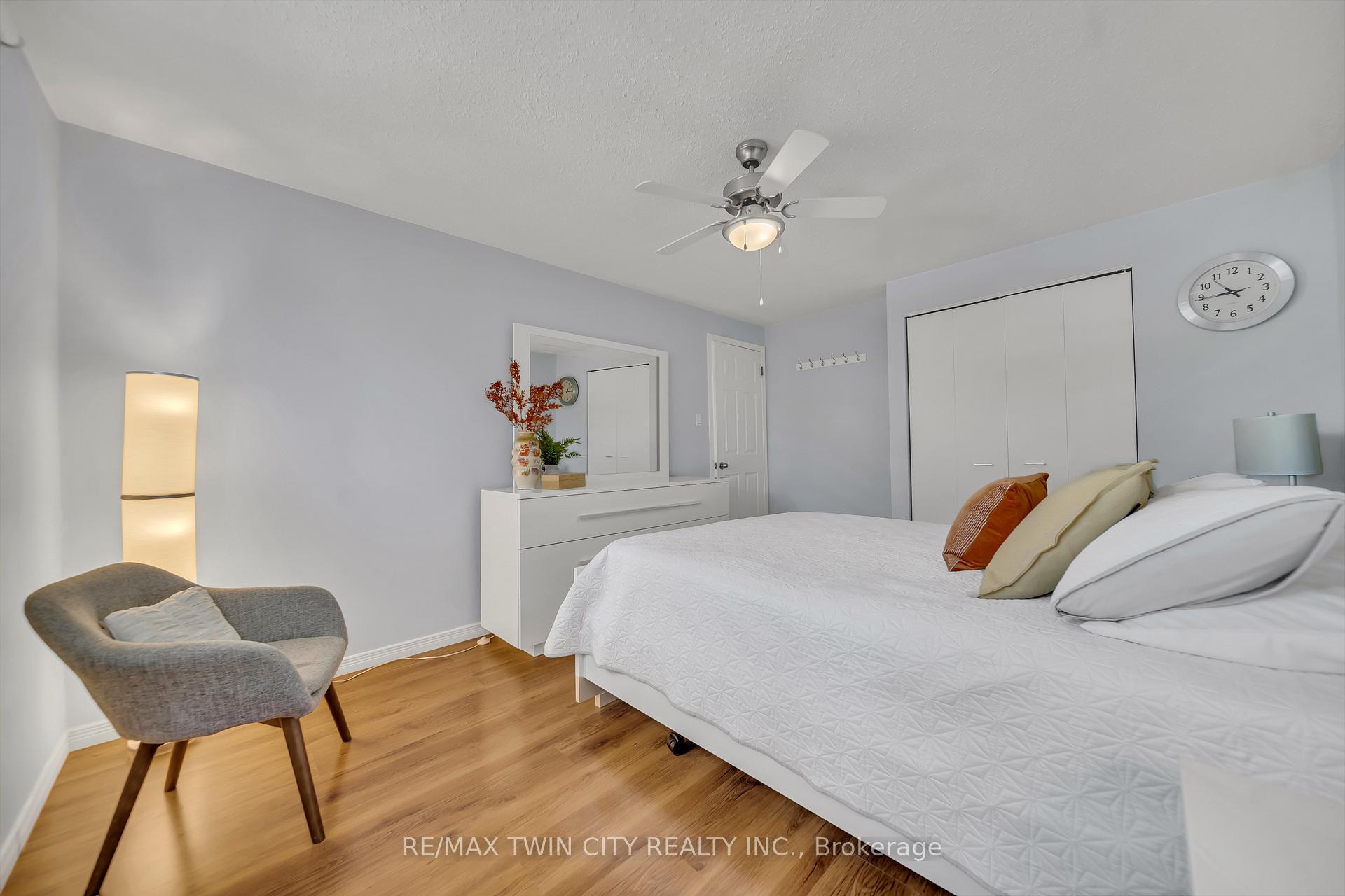 Photo 18 of 477 Strasburg Road, Kitchener — HOMEH