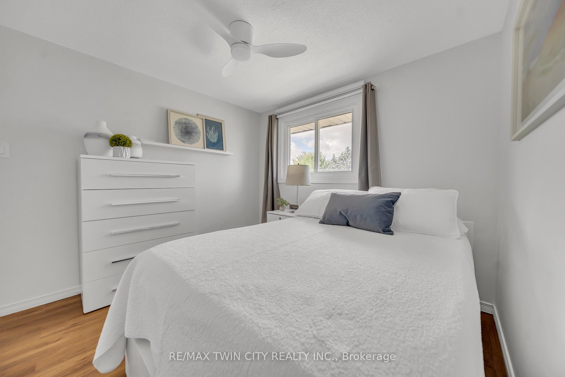 Photo 20 of 477 Strasburg Road, Kitchener — HOMEH