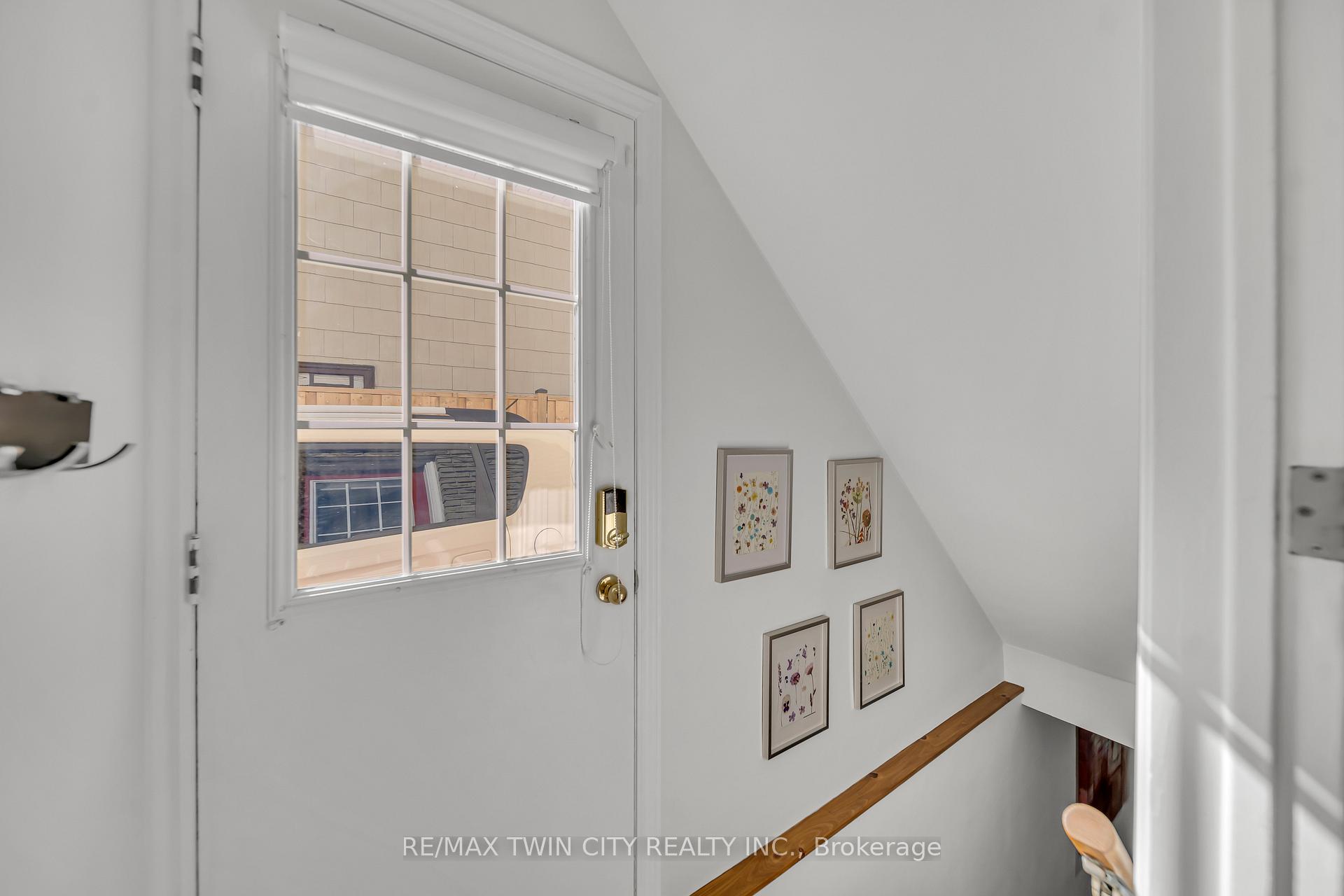 Photo 26 of 477 Strasburg Road, Kitchener — HOMEH