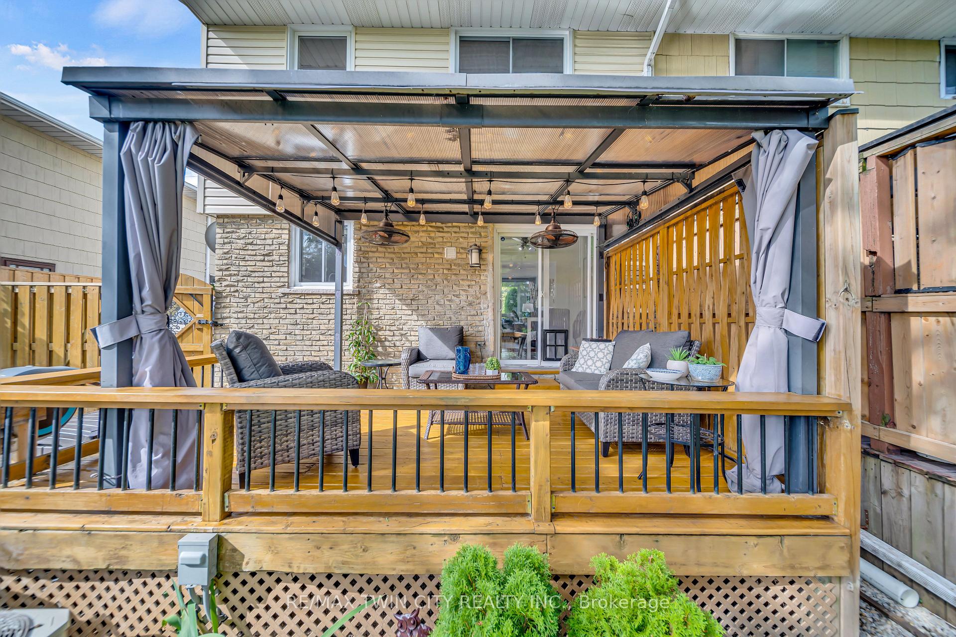 Photo 33 of 477 Strasburg Road, Kitchener — HOMEH