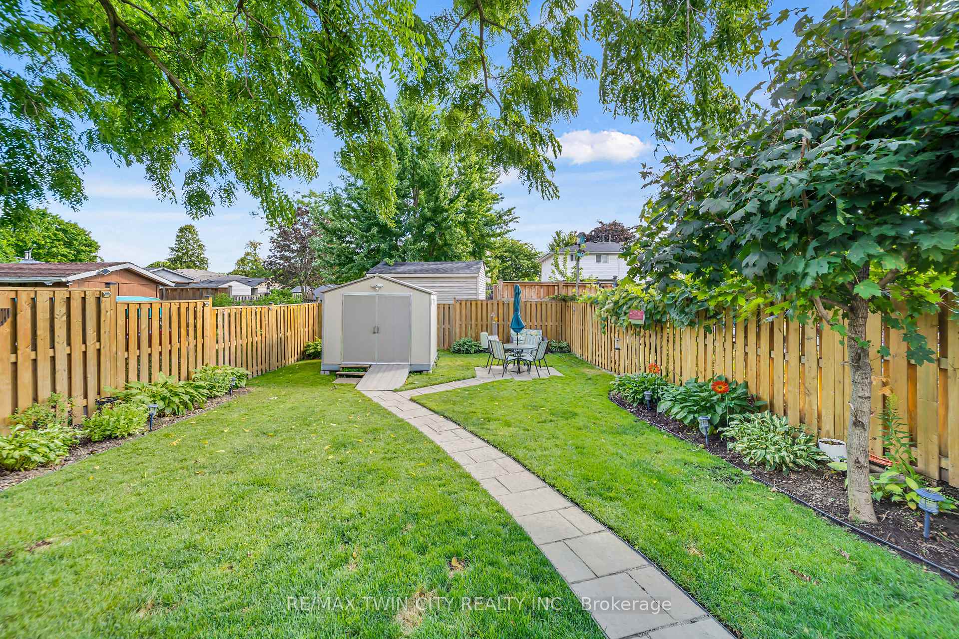 Photo 35 of 477 Strasburg Road, Kitchener — HOMEH
