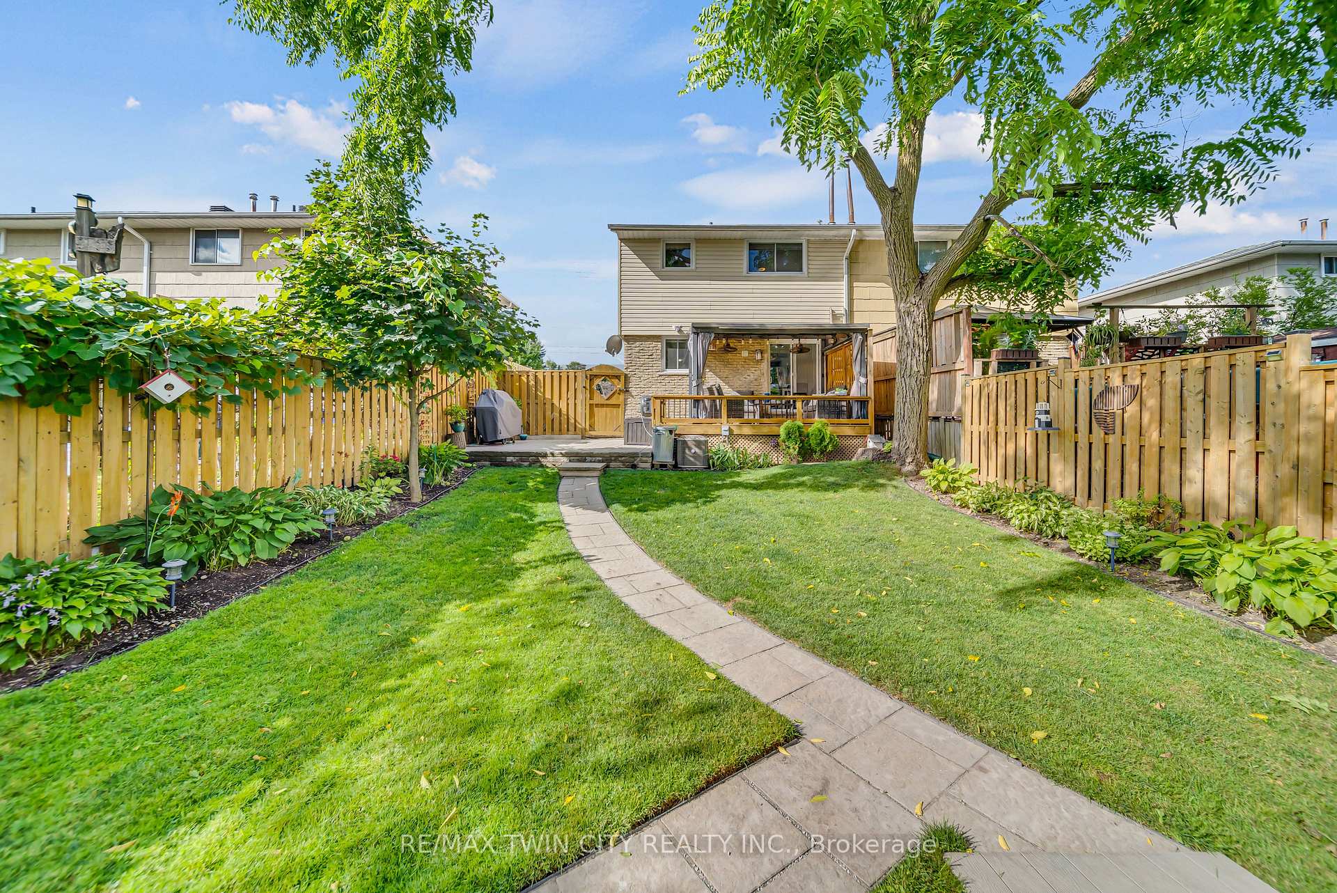Photo 36 of 477 Strasburg Road, Kitchener — HOMEH