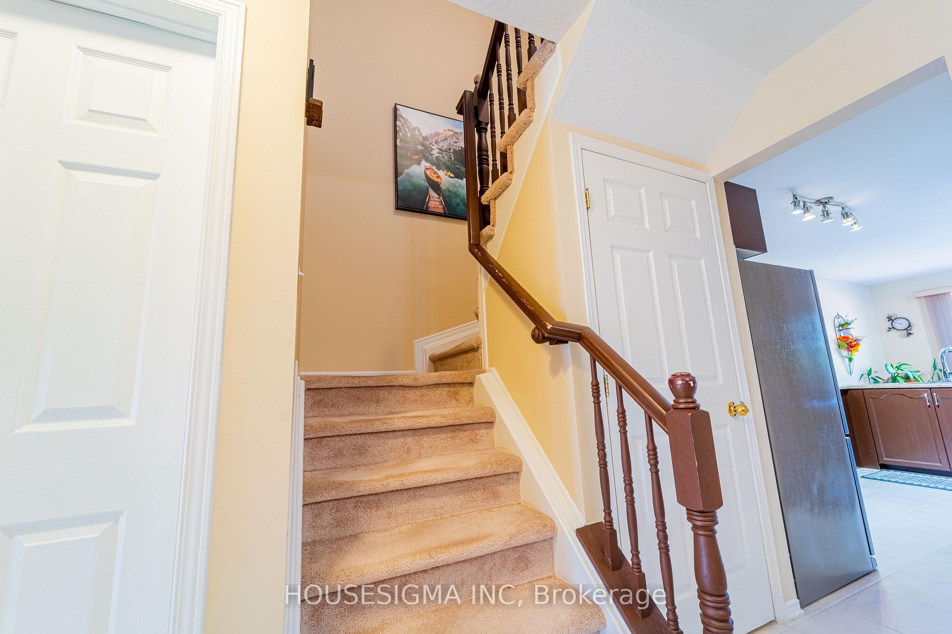 Photo 13 of 8 Hodgson Court, Ottawa, Kanata - Kanata Lakes/Heritage Hills — HOMEH