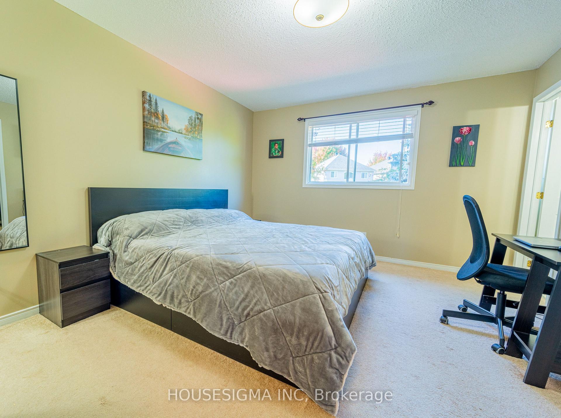 Photo 15 of 8 Hodgson Court, Ottawa, Kanata - Kanata Lakes/Heritage Hills — HOMEH