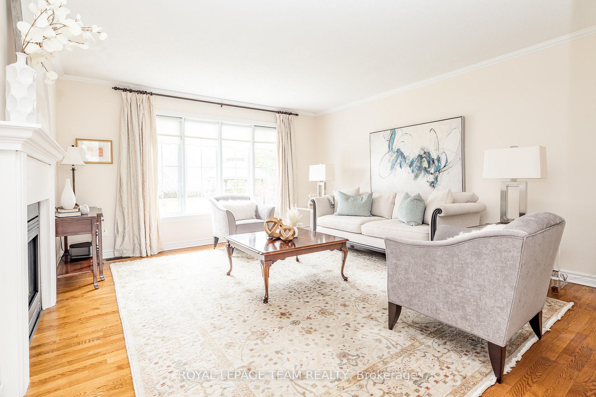 Photo 5 of 1390 Potter Drive, Ottawa, Manotick Village & Manotick Estates — HOMEH