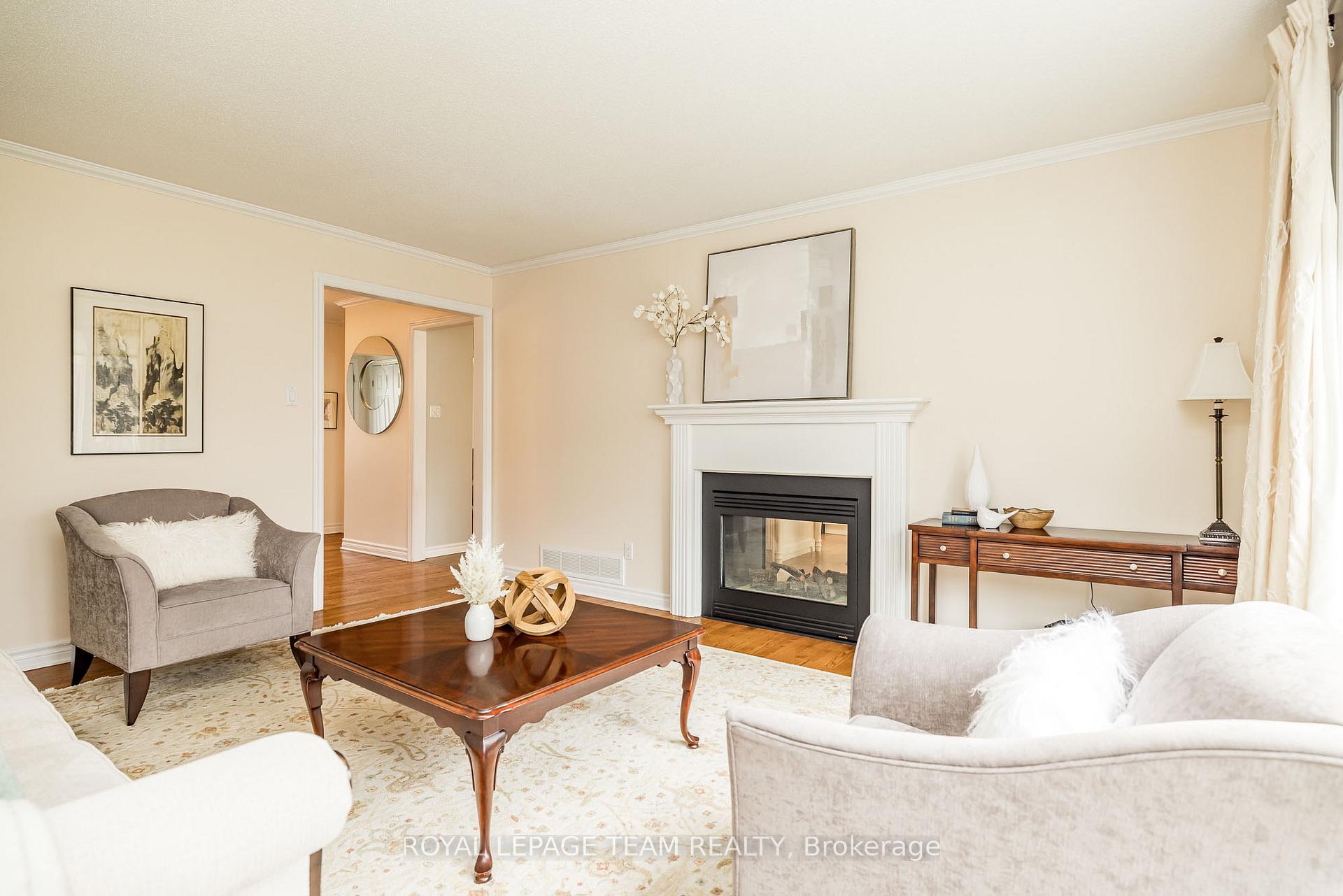 Photo 6 of 1390 Potter Drive, Ottawa, Manotick Village & Manotick Estates — HOMEH