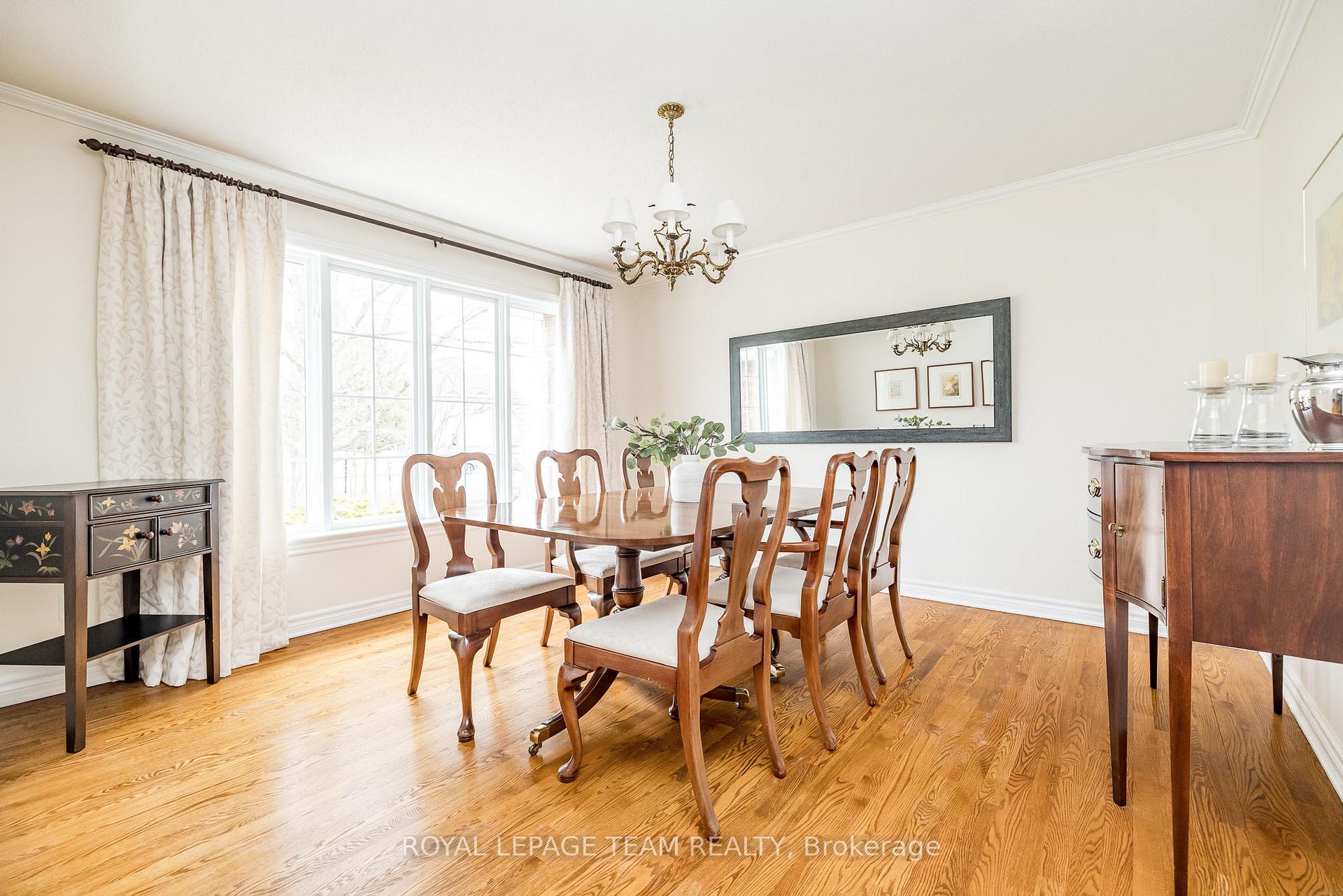 Photo 7 of 1390 Potter Drive, Ottawa, Manotick Village & Manotick Estates — HOMEH