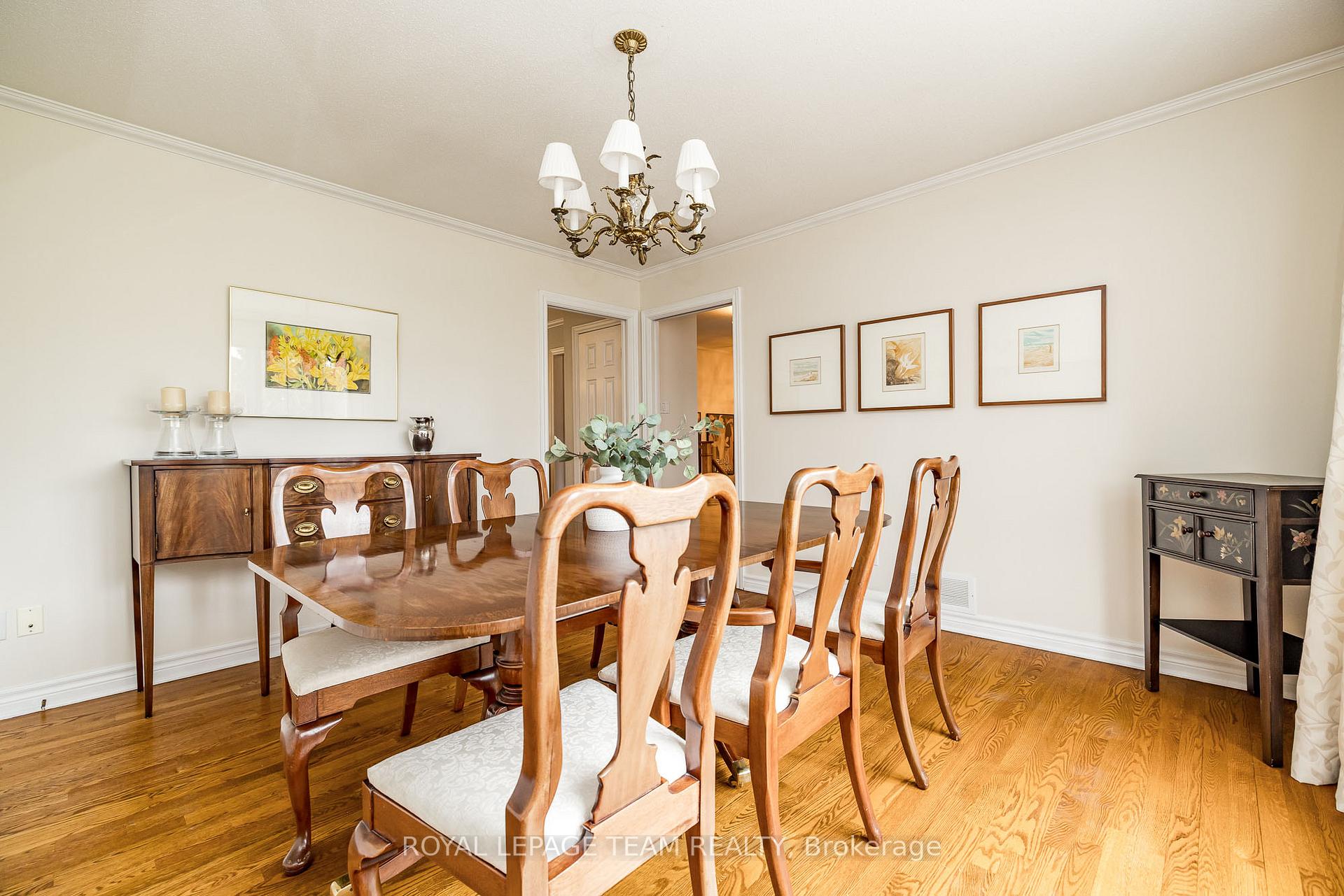 Photo 8 of 1390 Potter Drive, Ottawa, Manotick Village & Manotick Estates — HOMEH