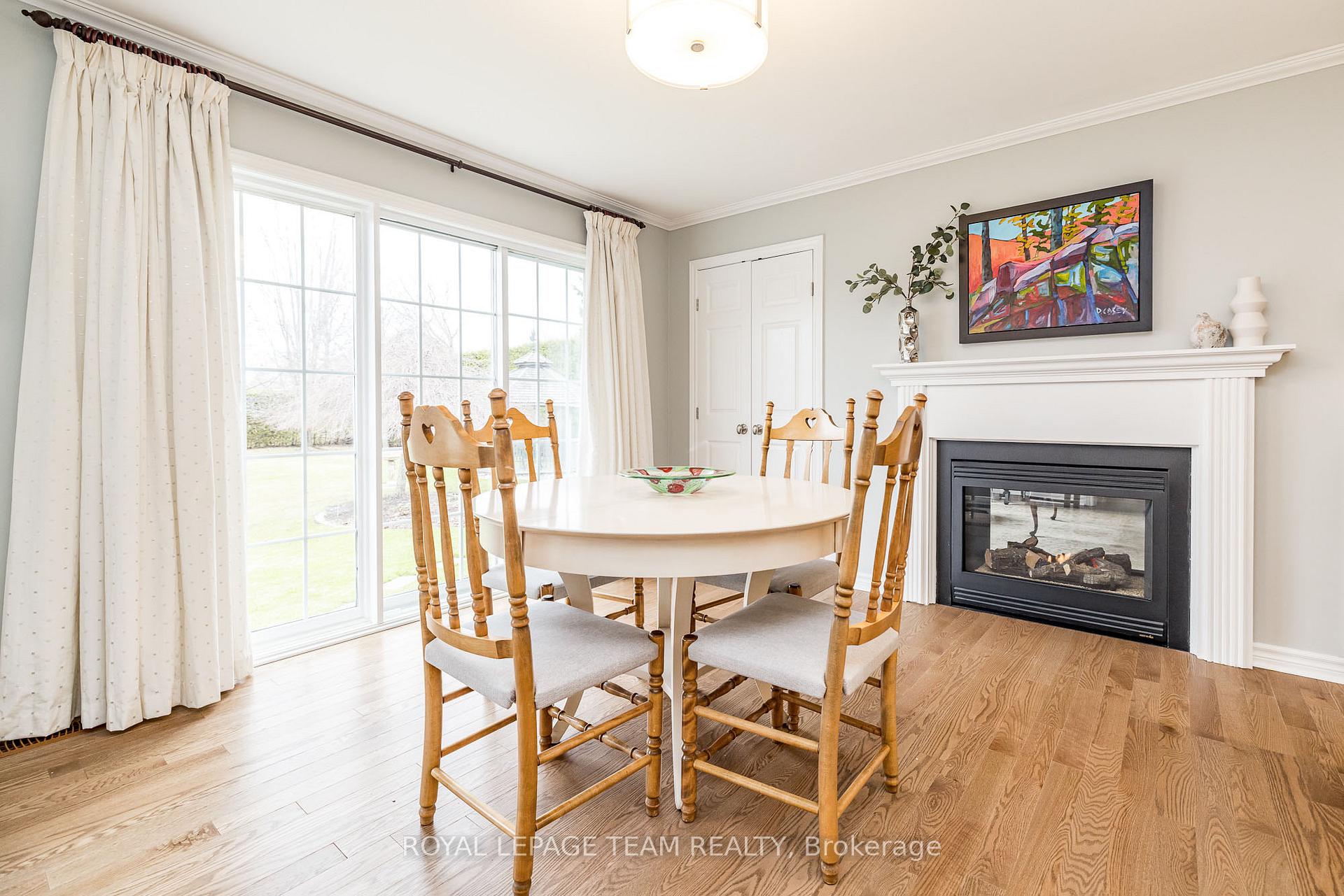 Photo 14 of 1390 Potter Drive, Ottawa, Manotick Village & Manotick Estates — HOMEH