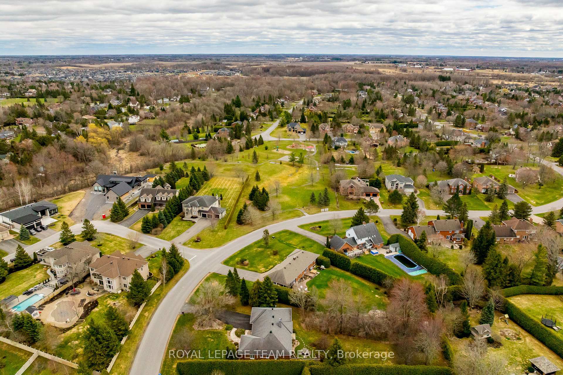 Photo 41 of 1390 Potter Drive, Ottawa, Manotick Village & Manotick Estates — HOMEH