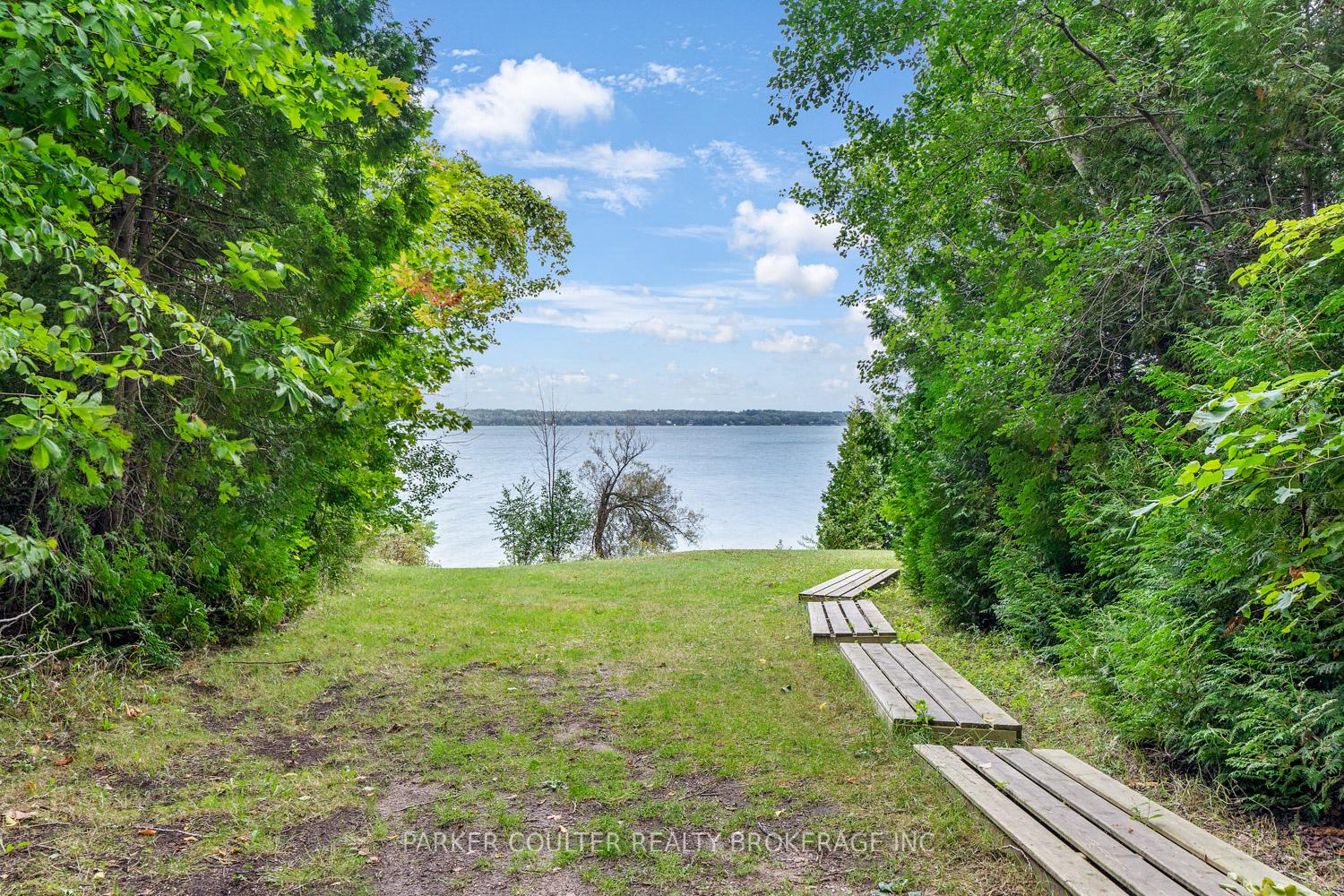 Photo 35 of 3759 Whitecap Drive, Innisfil, Rural Innisfil — HOMEH
