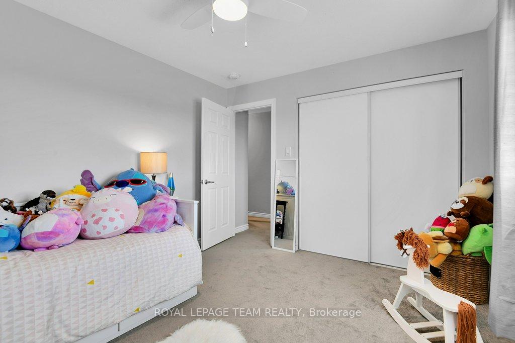 Photo 23 of 304 Ponderosa Street E, Ottawa, Kanata - Emerald Meadows/Trailwest — HOMEH