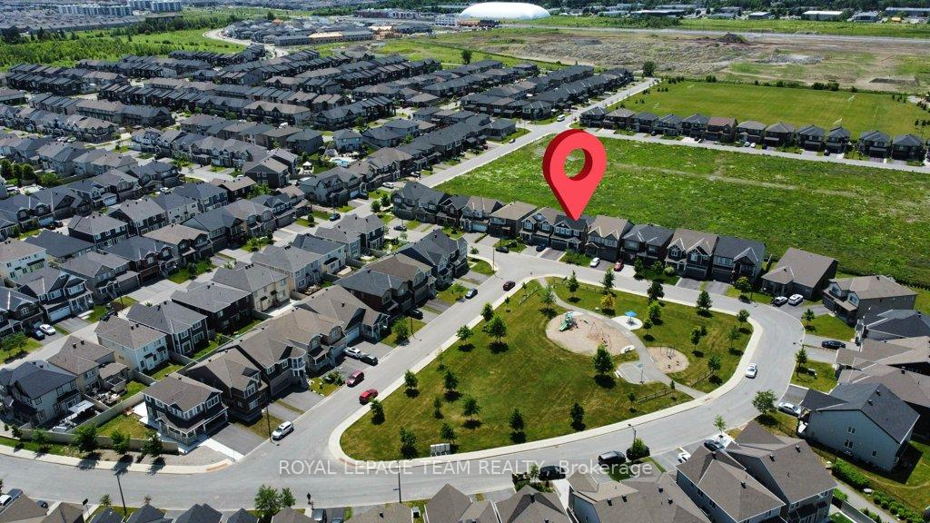 Photo 41 of 304 Ponderosa Street E, Ottawa, Kanata - Emerald Meadows/Trailwest — HOMEH