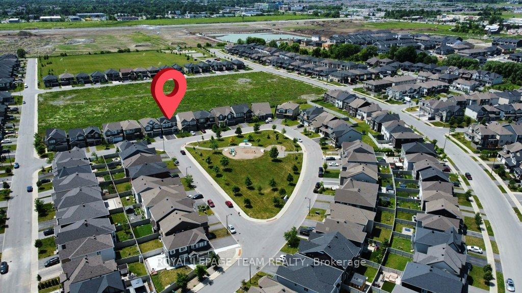 Photo 43 of 304 Ponderosa Street E, Ottawa, Kanata - Emerald Meadows/Trailwest — HOMEH