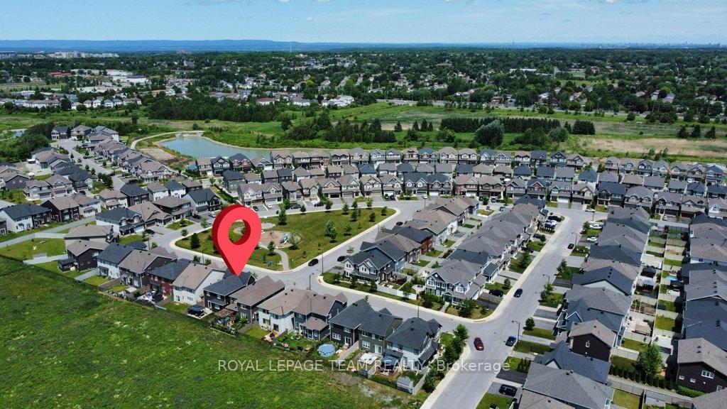 Photo 45 of 304 Ponderosa Street E, Ottawa, Kanata - Emerald Meadows/Trailwest — HOMEH