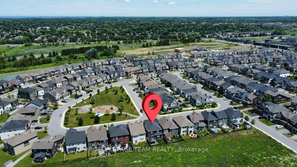 Photo 47 of 304 Ponderosa Street E, Ottawa, Kanata - Emerald Meadows/Trailwest — HOMEH