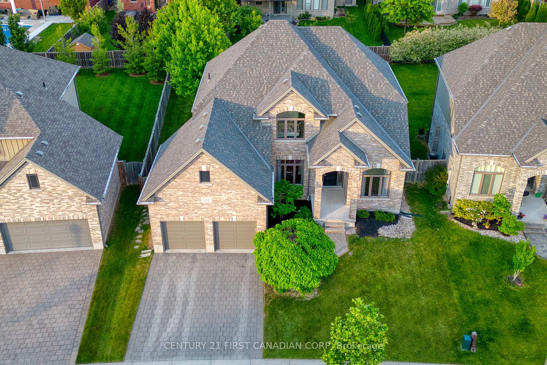 Photo 6 of 2362 Meadowlands Way, London, North R — HOMEH