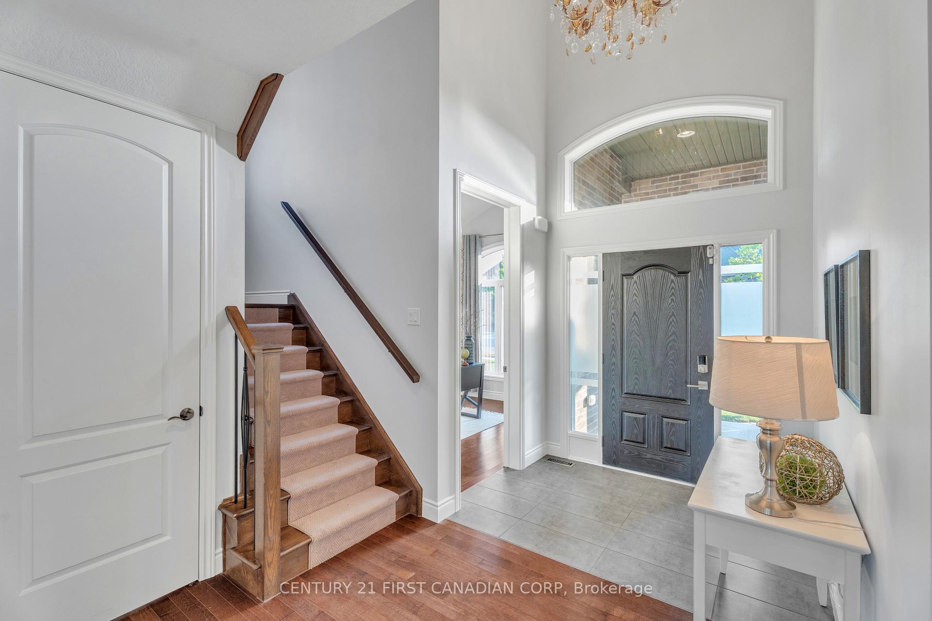 Photo 9 of 2362 Meadowlands Way, London, North R — HOMEH