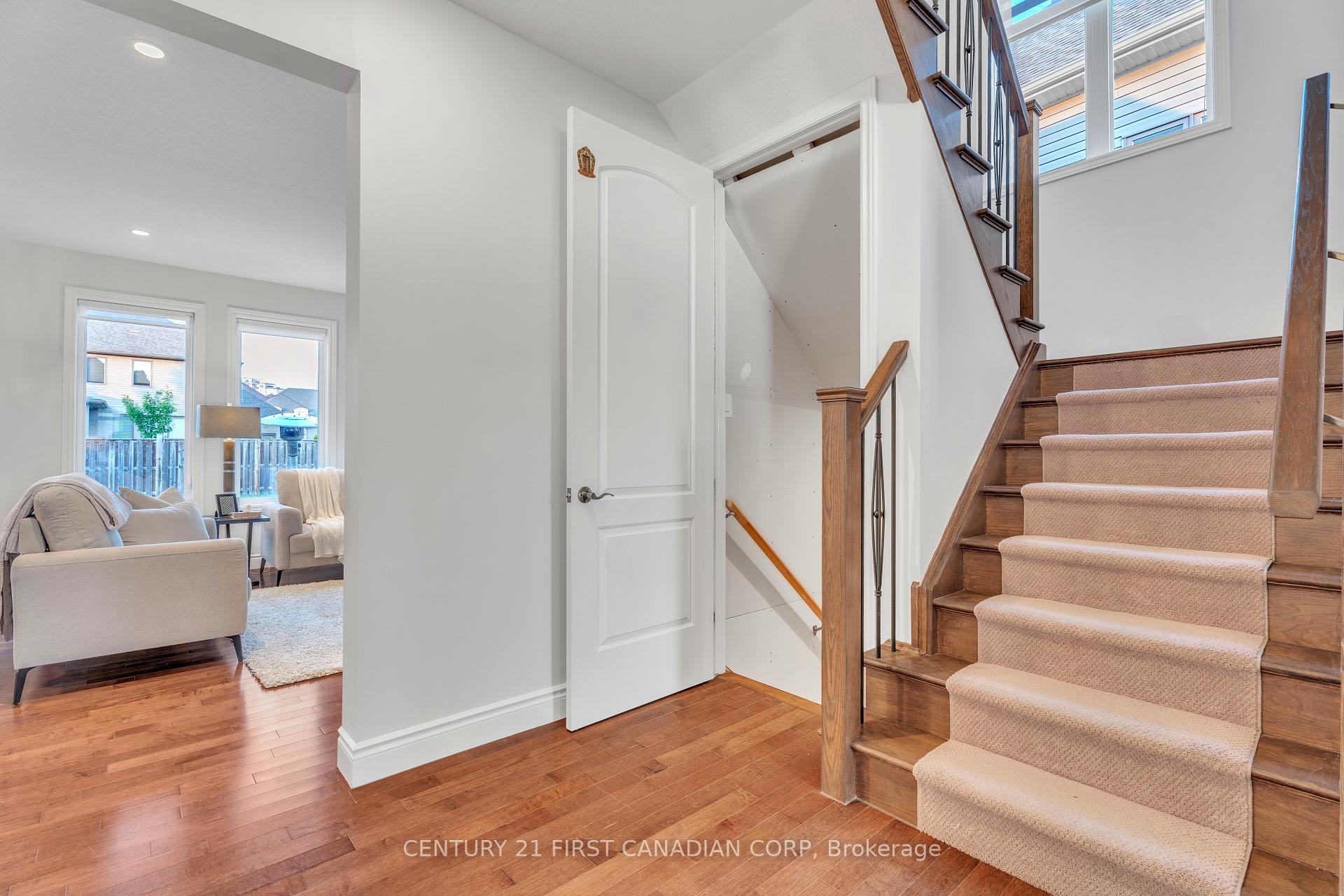 Photo 27 of 2362 Meadowlands Way, London, North R — HOMEH