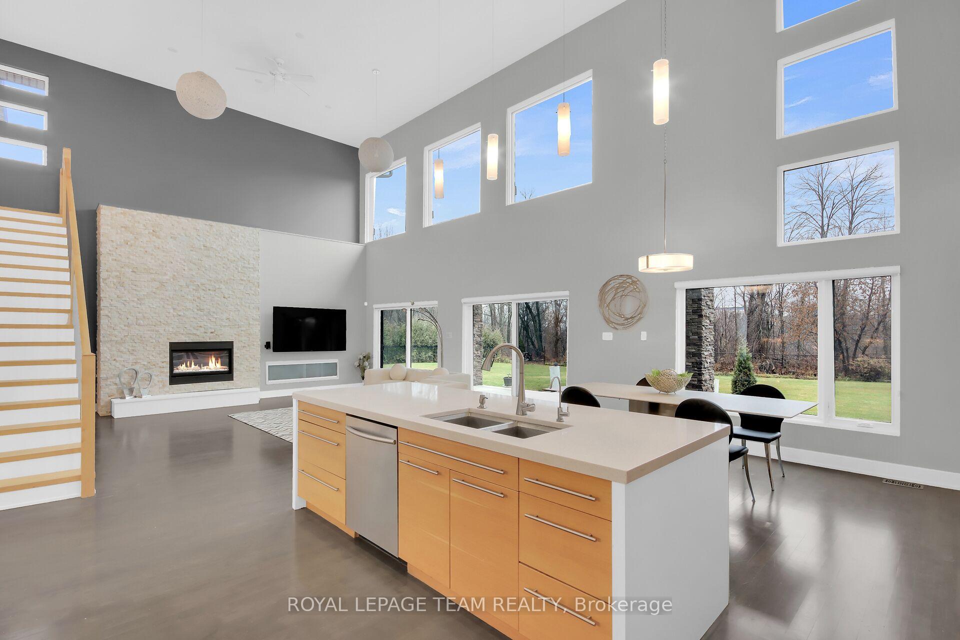 Photo 23 of 430 Lockmaster Crescent, Ottawa, Manotick Village & Manotick Estates — HOMEH