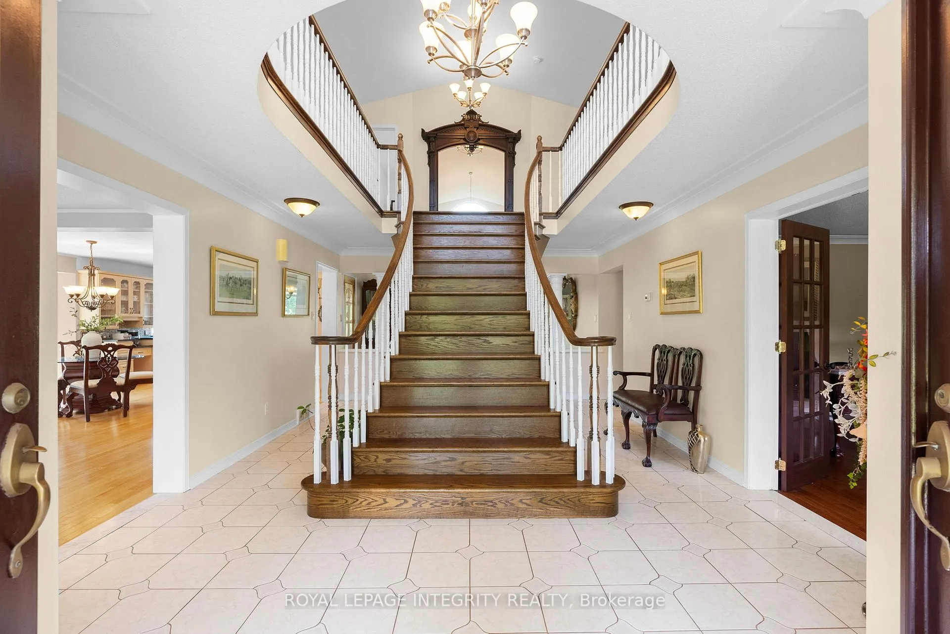 Photo 5 of 22 Marchbrook Circle, Ottawa, Kanata - Rural Kanata (Central) — HOMEH