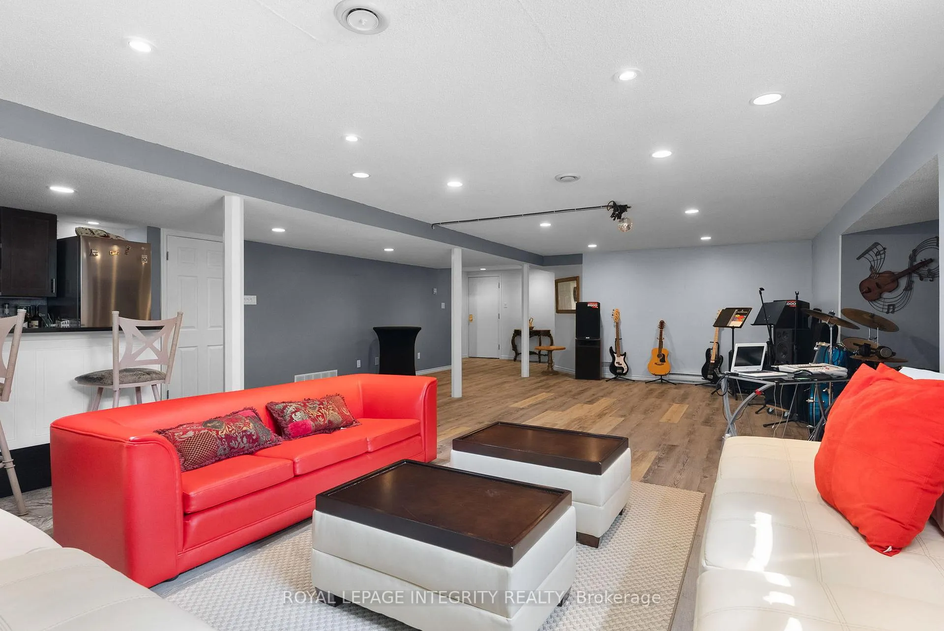 Photo 36 of 22 Marchbrook Circle, Ottawa, Kanata - Rural Kanata (Central) — HOMEH