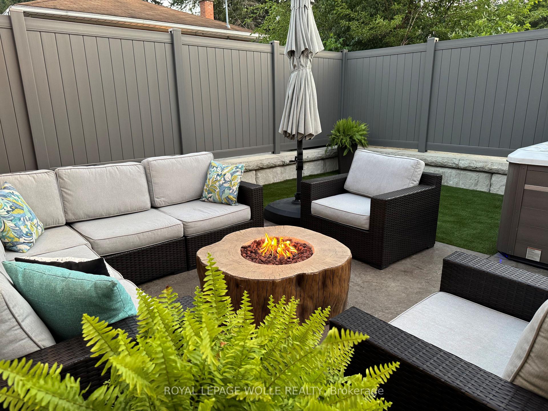 Photo 5 of 355 Blucher Boulevard, Kitchener — HOMEH
