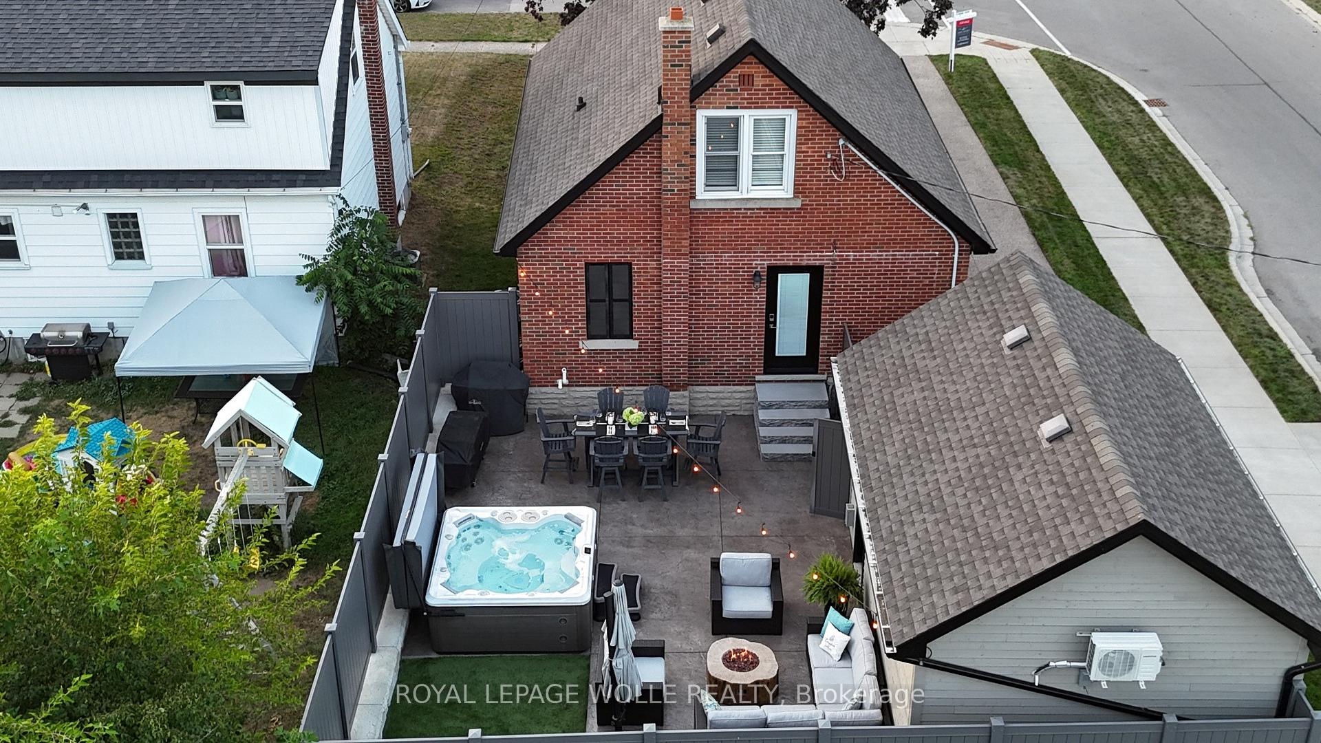 Photo 11 of 355 Blucher Boulevard, Kitchener — HOMEH